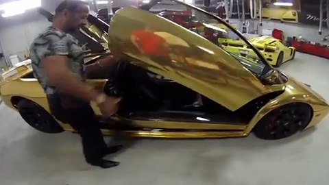 Chiêm ngưỡng Lamborghini Diablo bọc vàng