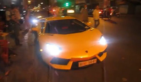 Siêu xe Lamborghini Aventador LP700