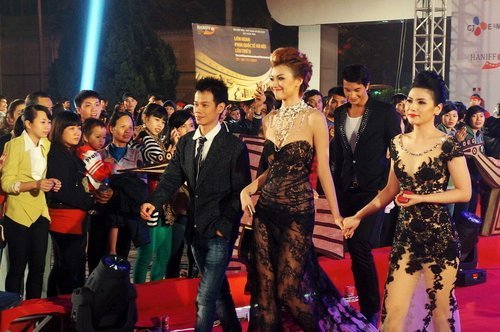 Model Causes Scandal At Hanoi Int L Film Fest News