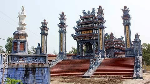 tombs, luxury, An Bang, Tay Ninh, shrine, Hanoi, cemetery