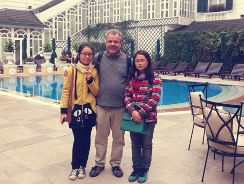 hanoi kids, free tour guide, volunteer, hanoi tour, foreign visitors