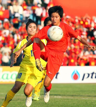 Chen Yun Fat, women's national football team, Asian Cup qualifier