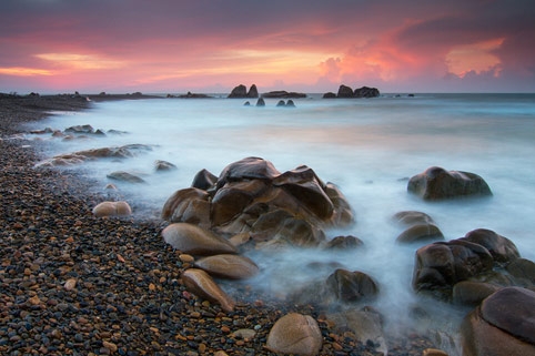 co thach, stone bank, hang pagoda, binh thuan, tourism