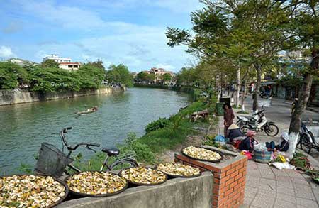 Hue, Ben Ngu, Huong River, An Cuu River, King Minh Mang, Nam Giao ritual