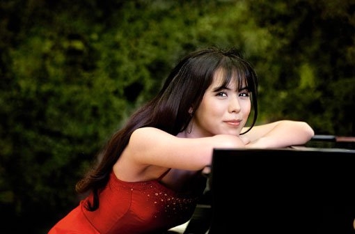 Hennessy concert, pianist,  Mona Asuka Ott