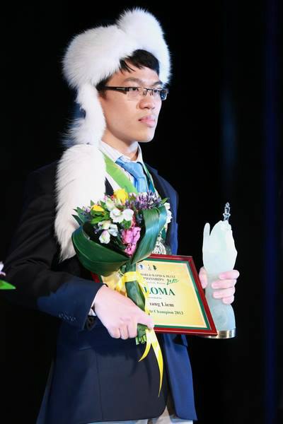 world blitz chess champion, le quang liem, spartan warrior