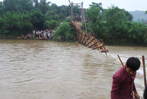 suspension bridge, broke, son la