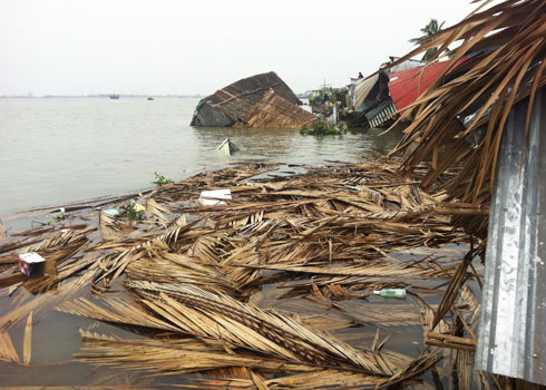 nha be river, landslide, collapse, hcm city