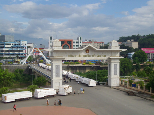 international border gate, tourist site, destination, lao bao, mong cai, bo y