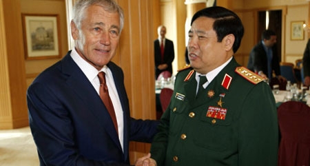 U.S. Defense Secretary, visit to vietnam, phung quang thanh, asean, east sea