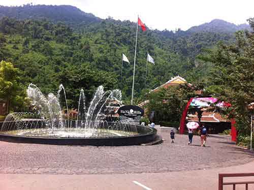 Danang, tourists, Ba Na, Linh Ung Pagoda, Son Tra Peninsula