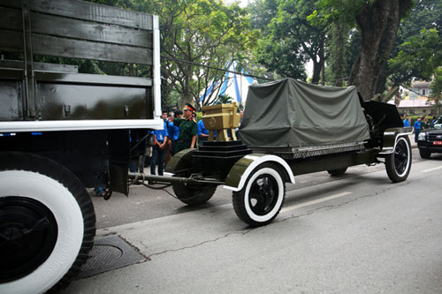 vo nguyen giap, state funeral