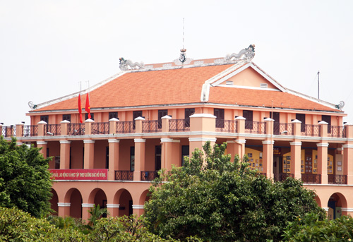 vo nguyen giap, flag at half mast, state funeral