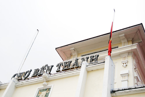 vo nguyen giap, flag at half mast, state funeral