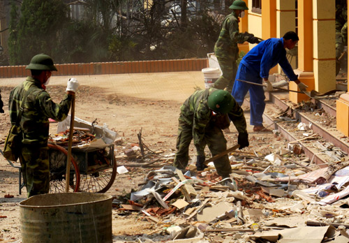 firework warehouse, explosion, phu tho