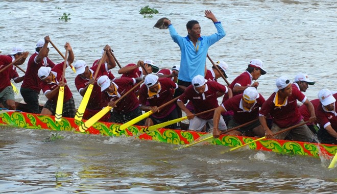 Khmer boat racing, ngo boat, soc trang