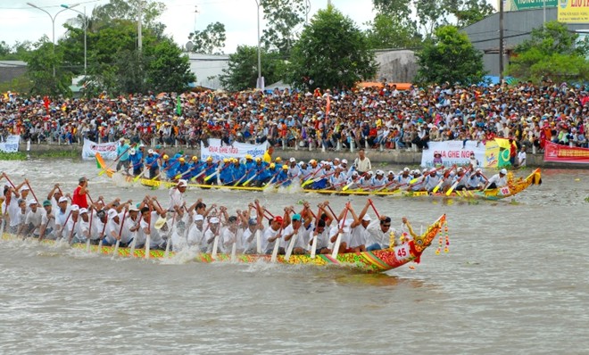 Khmer boat racing, ngo boat, soc trang