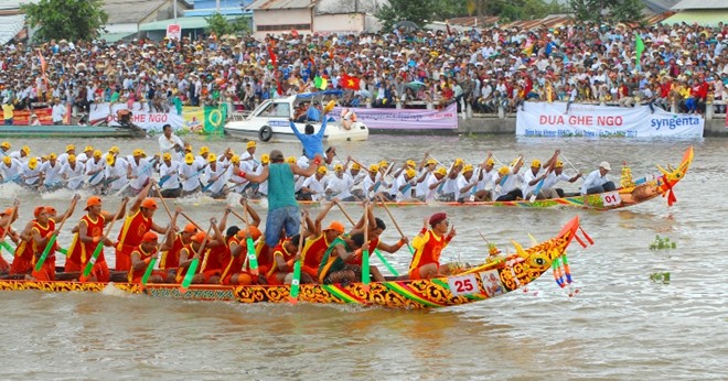 Khmer boat racing, ngo boat, soc trang