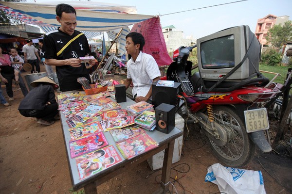 mobile shops, motorcycle shops, hanoi