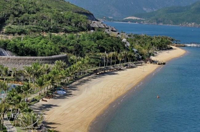 nha trang bay, hon tam island, vinpearl land