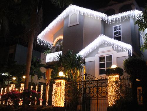 phu my hung, christmas, saigon, the rich, decoration