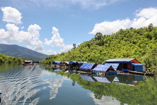 Dak Nong, central highlands, waterfalls