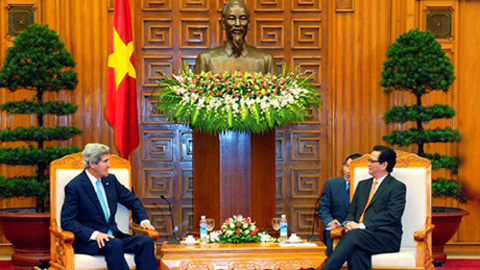 John Kerry, visit, vietnam, US