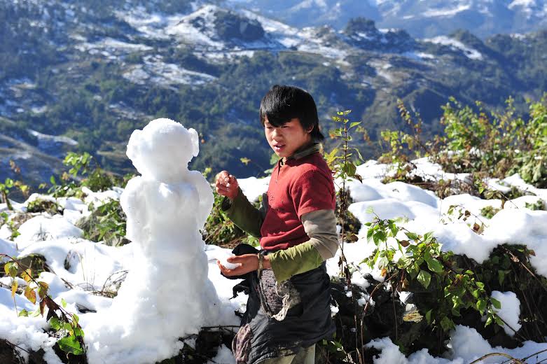 sapa snow, photos for charity, mountain kids, raising fund