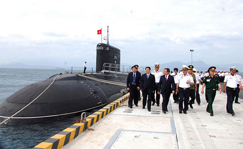 Vietnam, Kilo-class submarine, second submarine, Cam Ranh Port