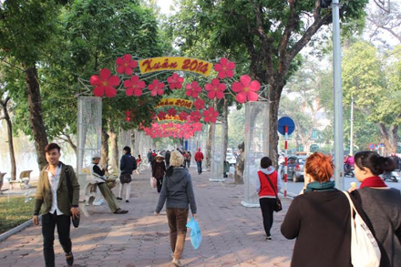 tet, hanoi street, decoration