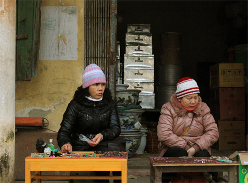 luc yen gem market, ruby, quatz, gemstone