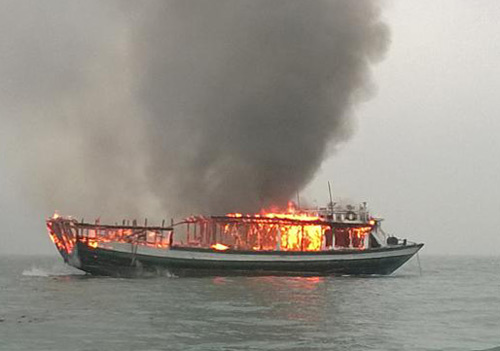 cruise ship on fire, ha long bay, ship accident