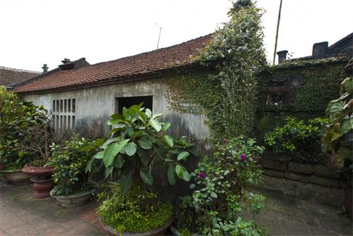 Duong Lam, ancient village
