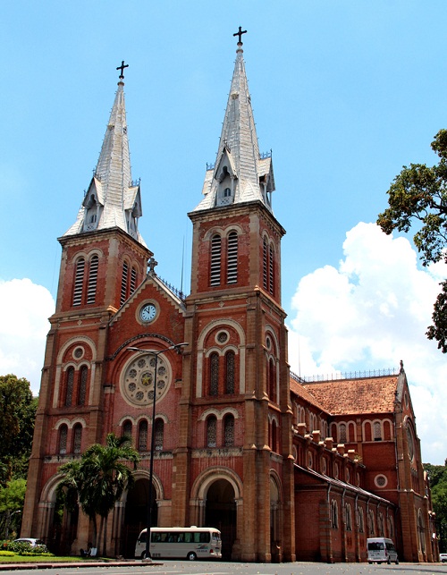 Saigon, HCM City, outstanding architecture, French style, Ben Thanh Market