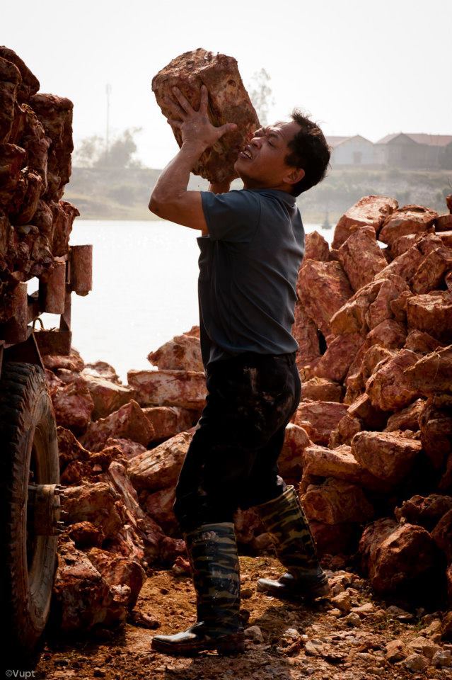 Phu Lang pottery village