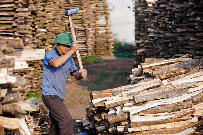 Phu Lang pottery village