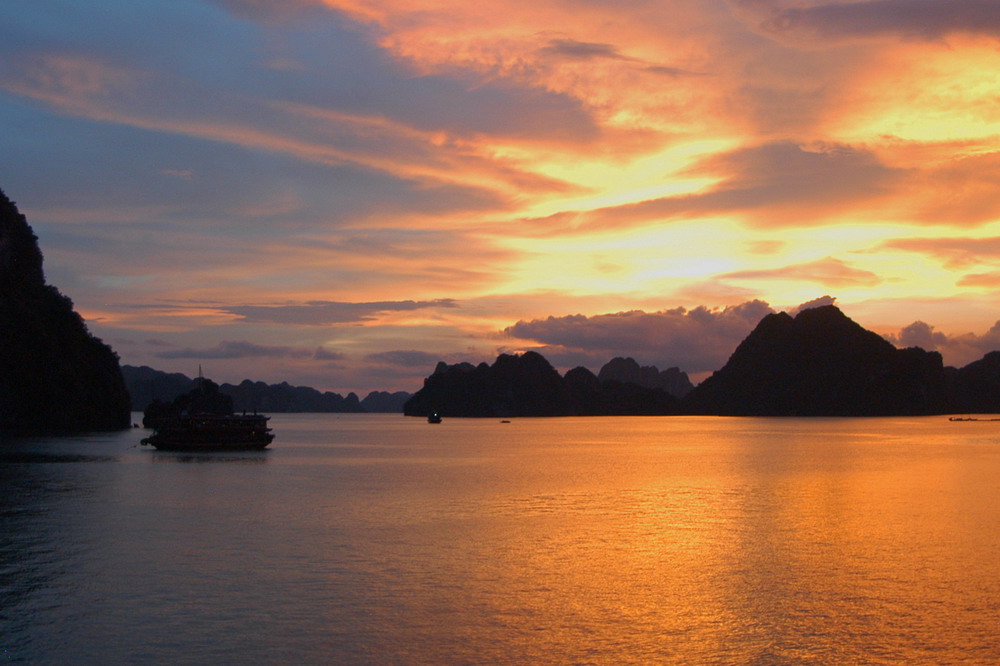 sunsets, Vietnam, photography, foreign photographers