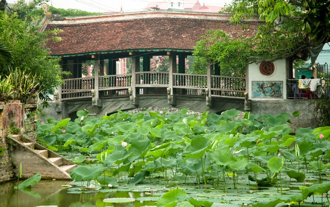 tile-roofed bridges, thanh toan, bridge pagoda