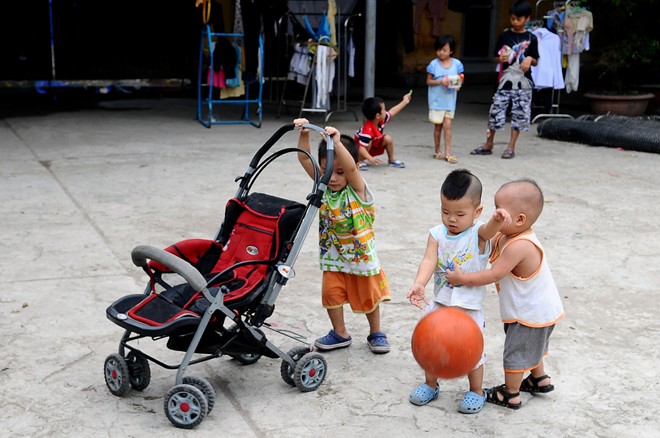 bo de pagoda, selling baby, thich dam lan