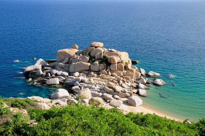 mui dinh, lighthouse