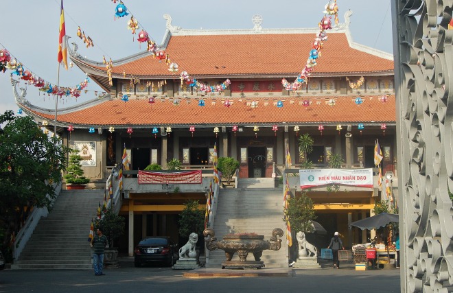 saigon symbols, saigon architectural works, city theatry, post office