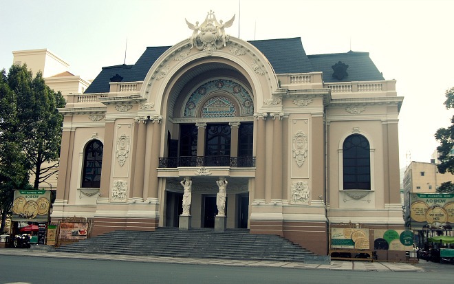 saigon symbols, saigon architectural works, city theatry, post office