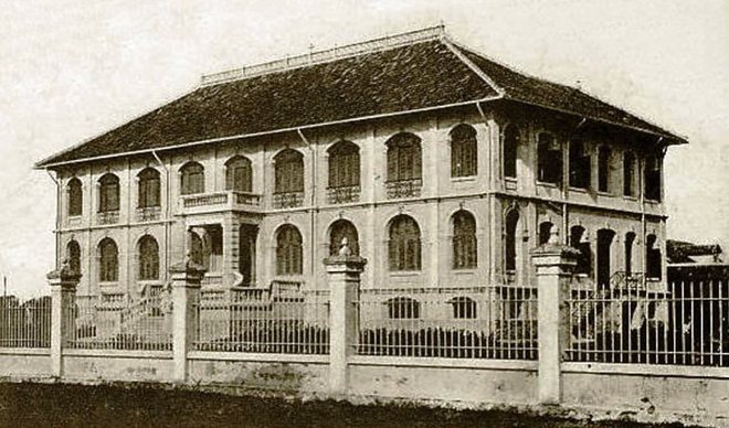 saigon symbols, saigon architectural works, city theatry, post office