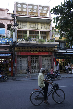 Historical places, Hanoi, ho chi minh mausoleum, flagpole