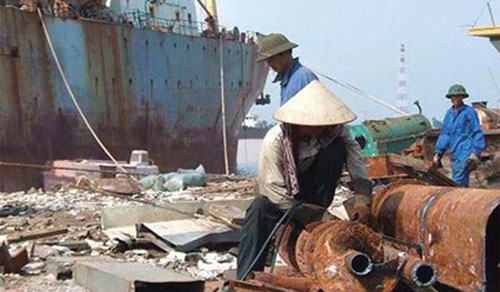 Shipping industry, old ship imports, waste treatment, environmental protection