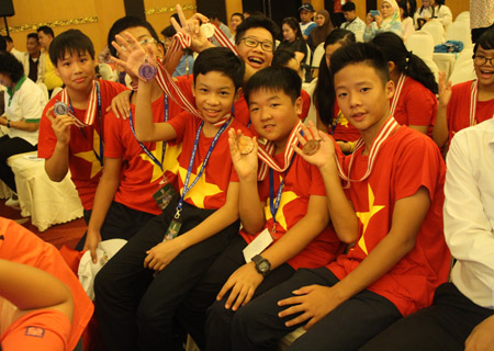 Vietnam, Olympiad, students