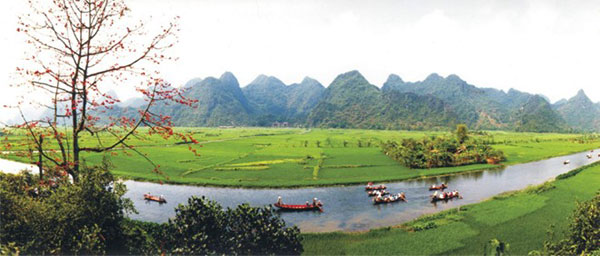 Vietnam, tourist attractions, Mot Cot Pagoda, Yen Tu Mountain