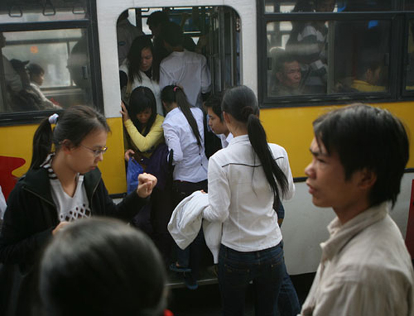 Hanoi May Operate Buses For Women Only To Prevent Sexual Harassment
