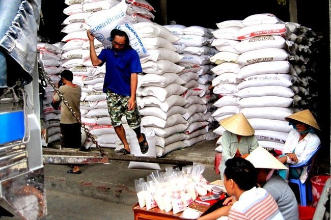 VN economy in 2014: gains and losses