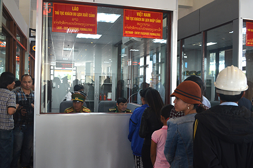 “One-stop-shop” model piloted at Lao Bao International Border Gate